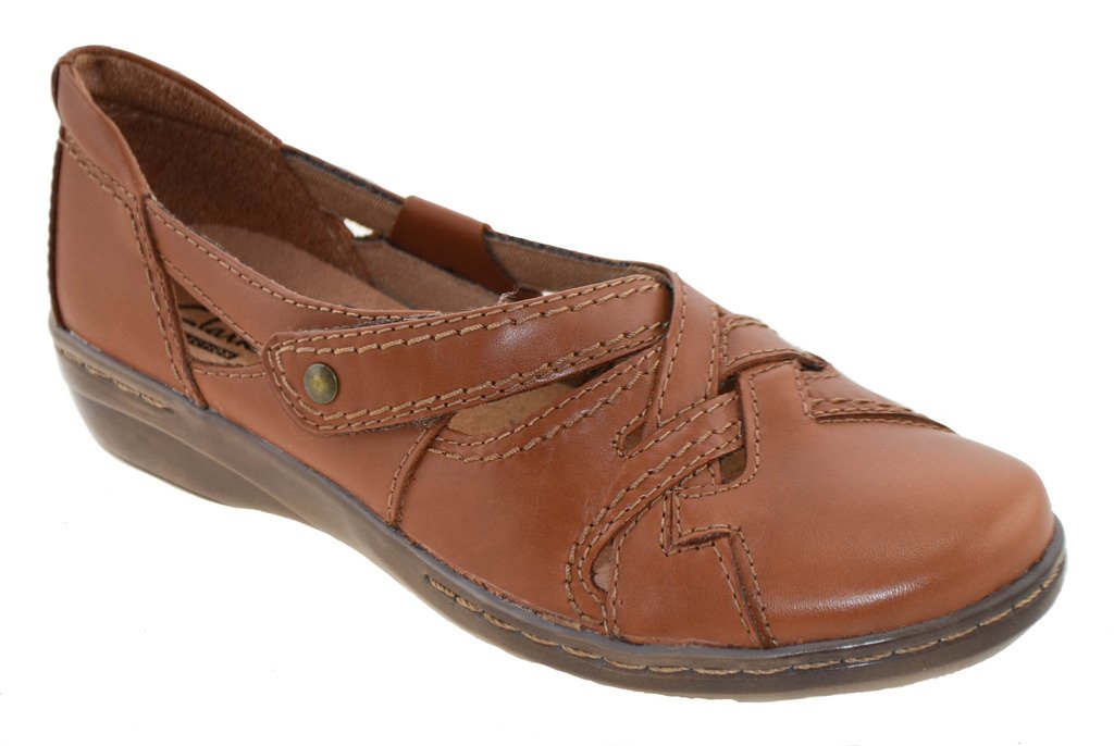 Clarks Women's Evianna Peal Flat