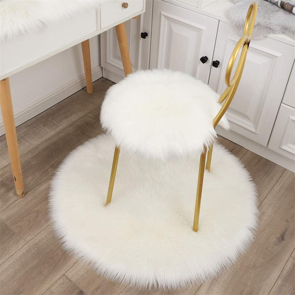 Amazon｜ファー ラグ 北欧 カーペット ふわふわ絨毯 厚手 玄関