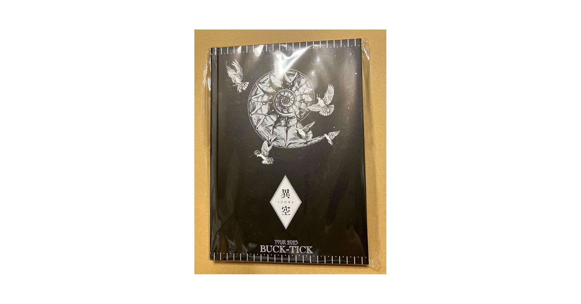 Amazon.co.jp: BUCK-TICK 異空 -IZORA- パンフレット : 文房具