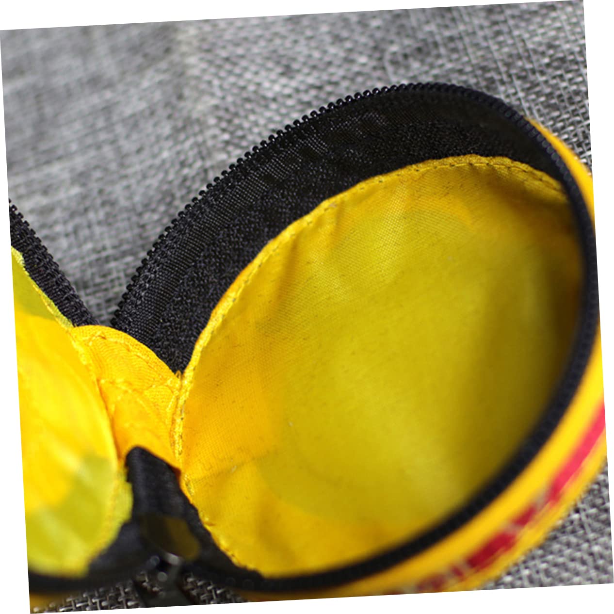 Vaguelly Bags for Tibetan Tingsha Cymbals,Meditation Cymbal Bell Zip- Up Case Bag Buddhist Tingsha Symbols Storage Box 7.5CM Vaguelly Bags for Tibetan Tingsha Cymbals,Meditation Cymbal Bell Zip- Up Case Bag Buddhist Tingsha Symbols Storage Box 7.5CM