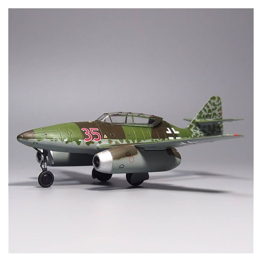 飛行機　模型　11点 Amazon.co.jp: 飛行機模型 1/72 フィット第二次世界大戦 Me262B