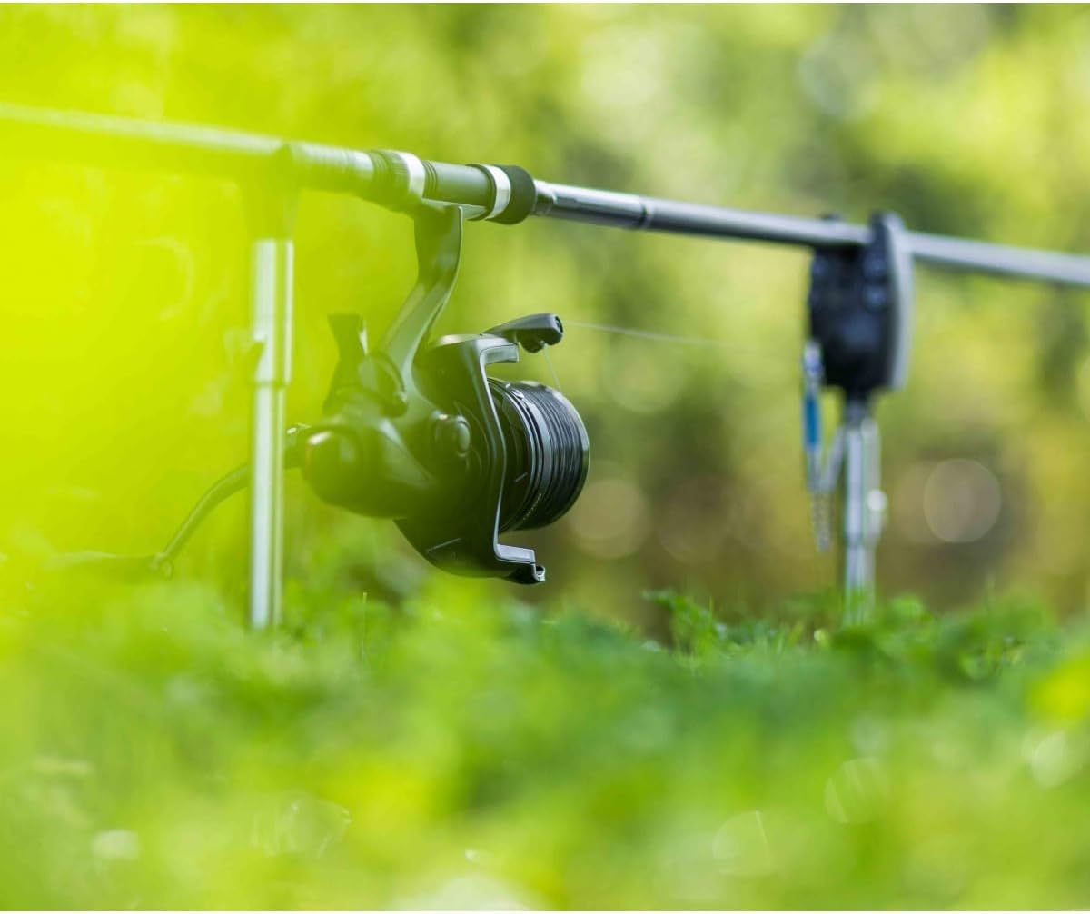Shimano MBTRXTBLC Medium Baitrunner 5500 XT B LC Longcast Surfcasting and Carpfishing Reel