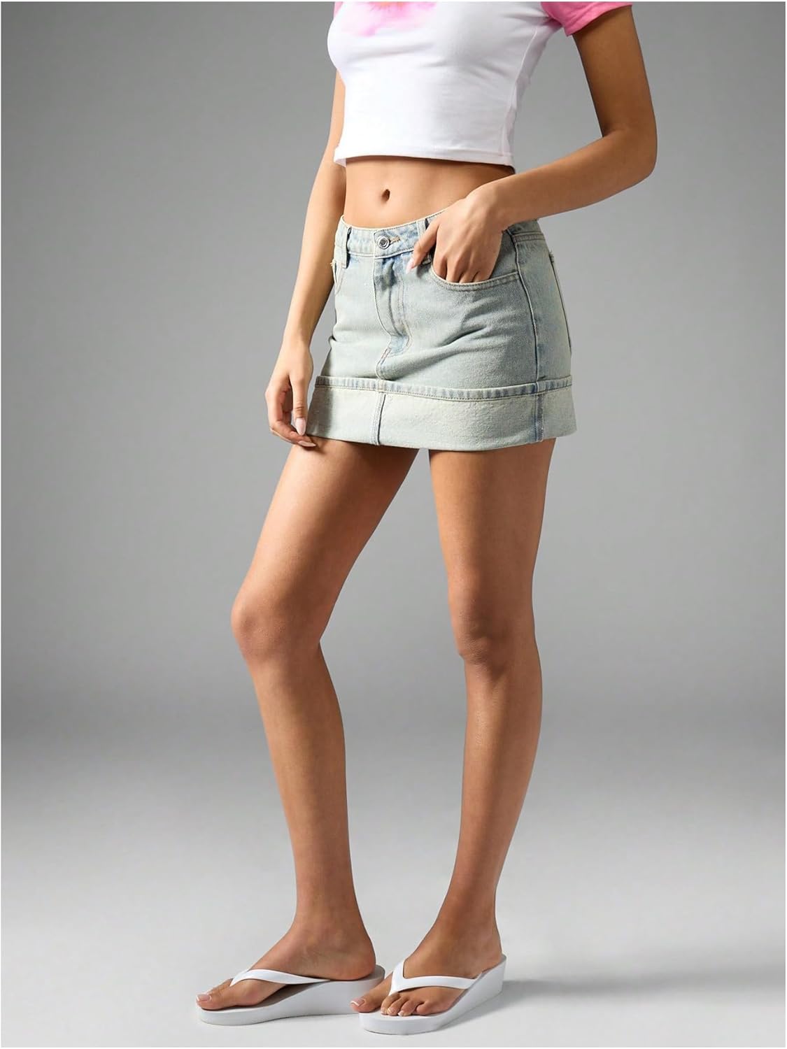 WDIRARA Women's Low Rise Bodycon Denim Mini Skirt Fold Jean Skirts Streetwear - Image 3