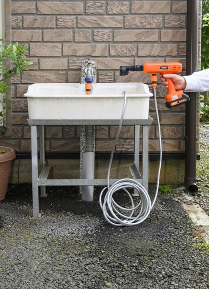 Amazon | ファミラ 充電式コードレスハンディ高圧洗浄機DX 14点セット