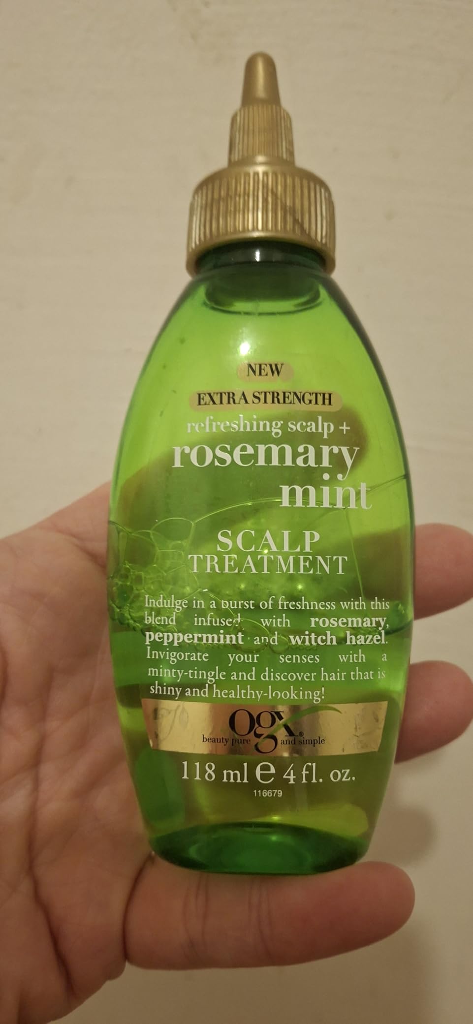 Kenvue OGX Extra Strength Refreshing Scalp + Rosemary Oil Mint Dry Scalp Treatment, Peppermint & Witch Hazel Scalp Detox, Clarifying Leave-In to Help Remove Buildup and Refresh, Shiny Hair Finish, 4 fl oz