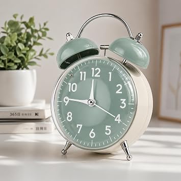 Valkyrie Retro Çalar Saat Işıklı Analog Masa Saati Dekoratif Komodin Saati Bombe Kapaklı 15x10 Yeşil