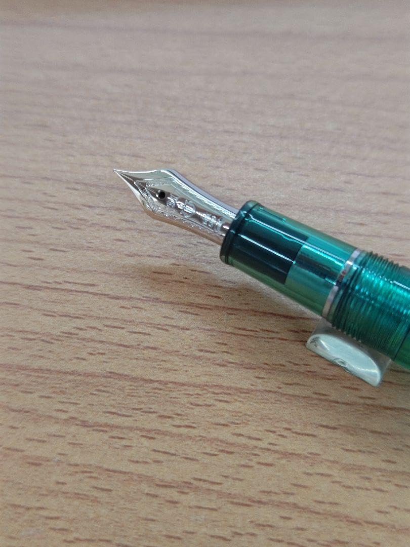 SAILOR 万年筆 グリーン 記念品 Amazon.co.jp: 稀少！！sailor万年筆