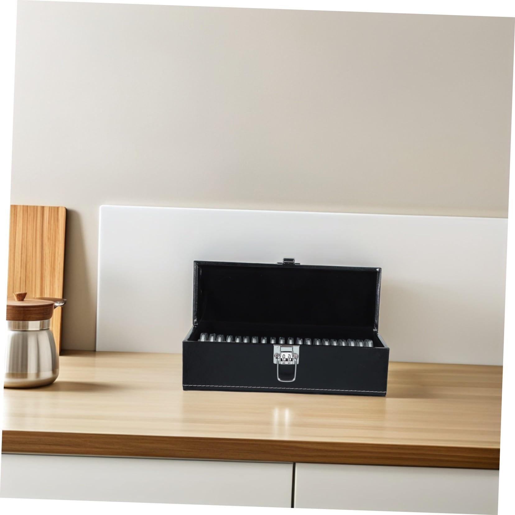 Sewroro Boîte de Rangement pour Pièces de Monnaie 20 Emplacements Noire Compacte, Organisateur Sécurisé Hermétique pour Capsules et Médailles, Conteneur à Espèces Collectionneurs, Usage