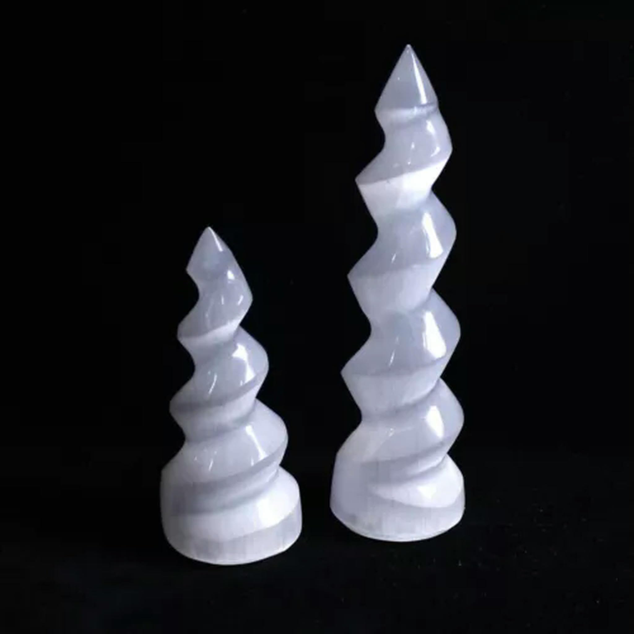 Punta de Varita Espiral de Cristal de Torre de selenita para Limpieza (Carga: Aproximadamente 10 cm)