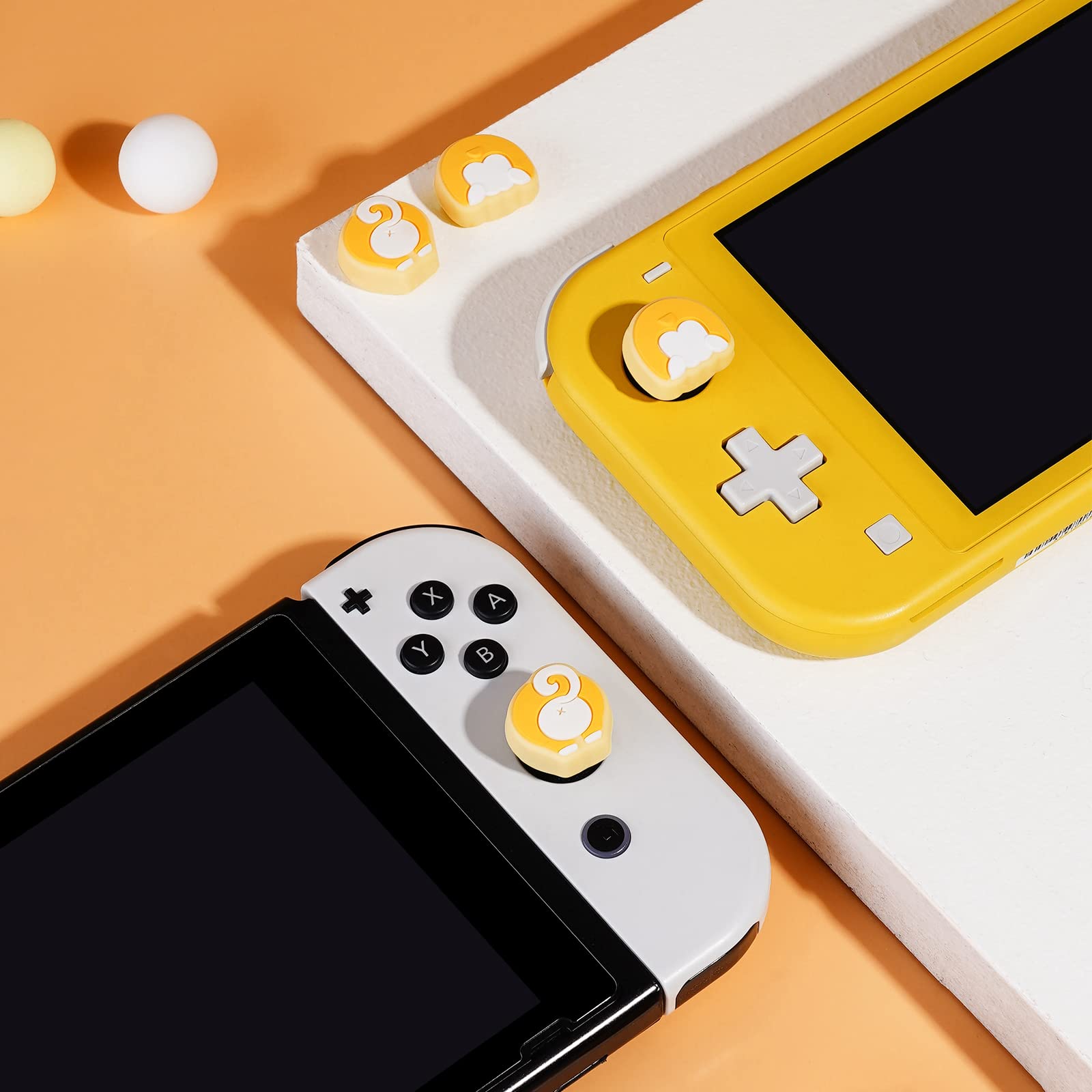 JINGDU Tapa de Botones de Pulgar para Switch Joy-con Agarres para el Pulgar de Silicona Cubierta Protectora de Botones Compatible con Nintendo Switch Lite/OLED 4 Piezas - Soccer — view 6