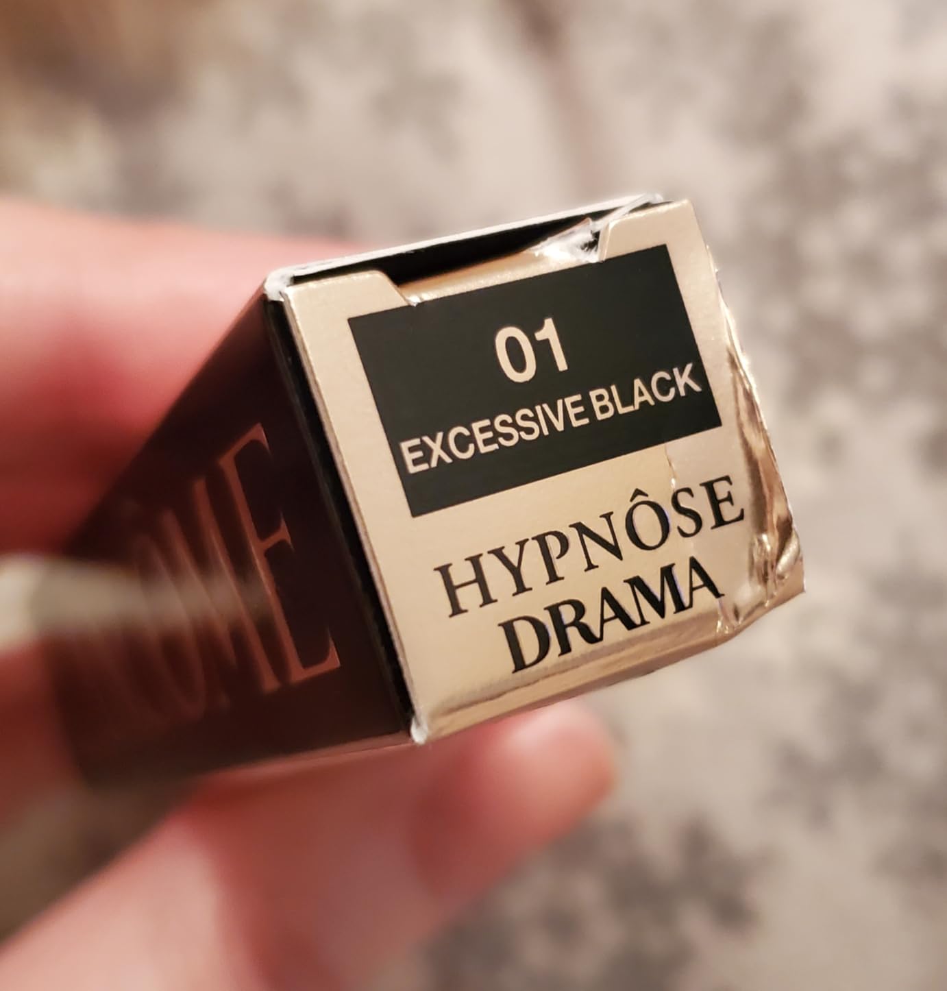 Lancôme Hypnôse Drama Extreme Volumizing Mascara - Up to 17x More Volume - Up to 24HR Wear - Ultra Black