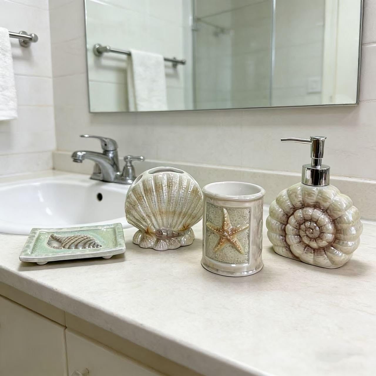 Ceramic Ocean Badezimmer-Zubehör-Set, 4-teiliges 3D-Conch-Muschel-Badezimmer-Ensemble-Set mit Zahnbürstenhalter, Zahnputzbecher, Seifenspender, Seifenschale (gelb matt)