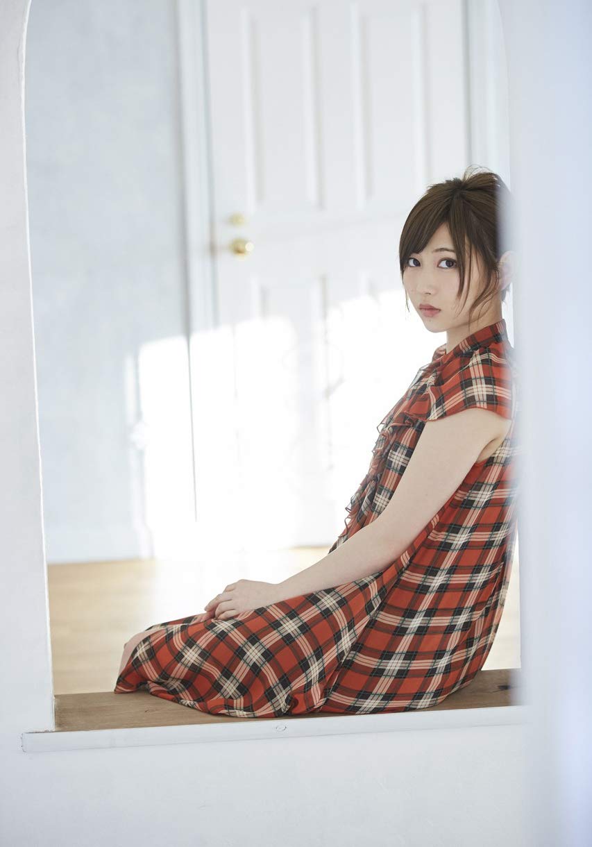 欅坂46 志田愛佳 直筆サインチェキ 直筆サイン生写真 その他 セット Amazon.co.jp: 直筆サイン入り 志田愛佳 写真集 1stフォトブック