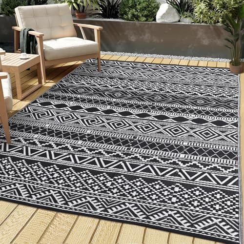 GarveeLife Outdoor Rugs 10x14 Waterproof Lightweight Foldable Camping Carpet, Geometric Reversible Plastic Straw Rug for RV, Patio, Porch, Deck, Picnic, Black & White