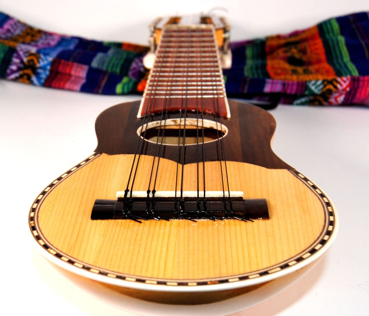 Walaychayo Hualaycho Charango, 10-saitig, inkl. traditionellem Aguayo-Etui
