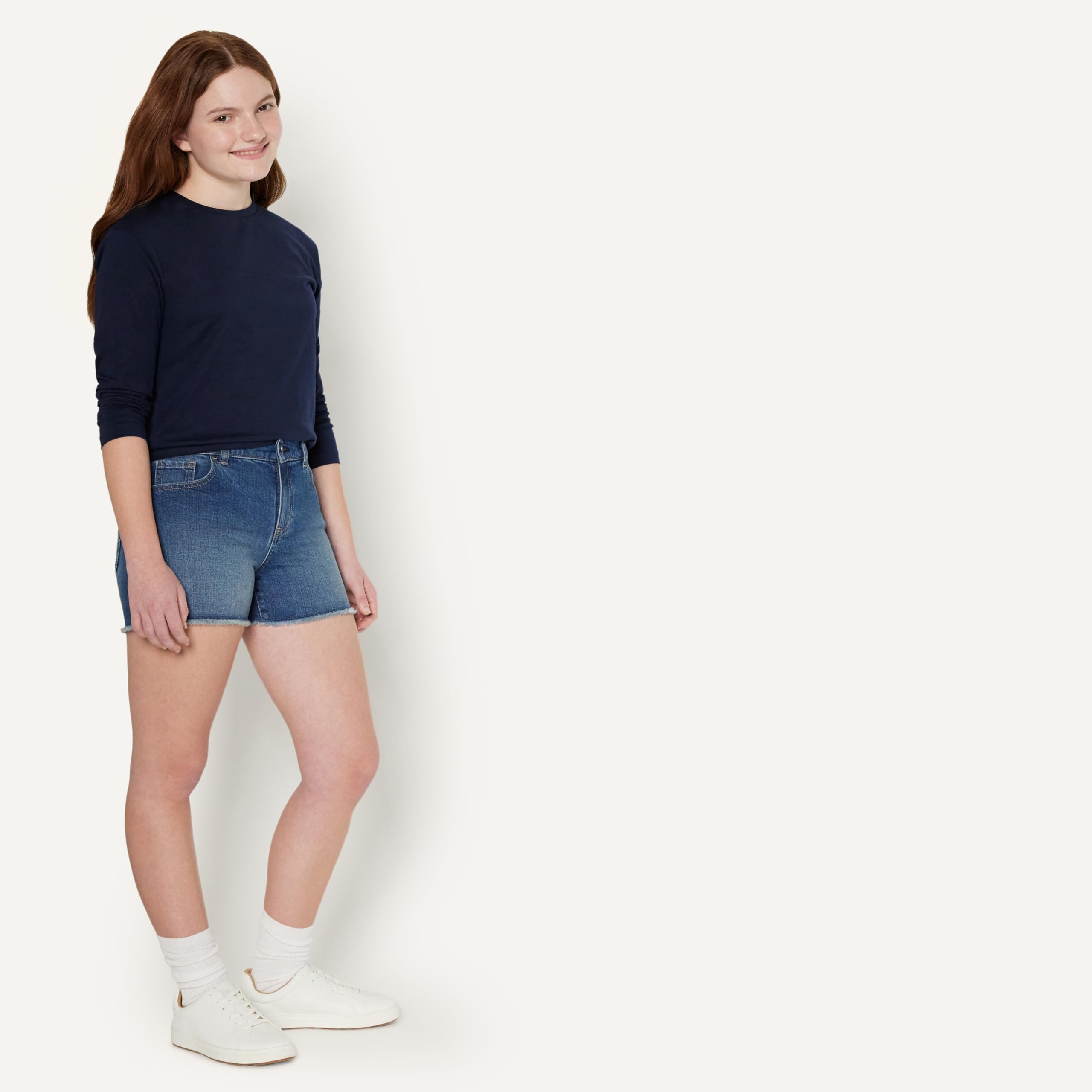 Amazon Essentials Short En Denim Découpé Moyennement Extensible, Taille Mi-Haute Fille
