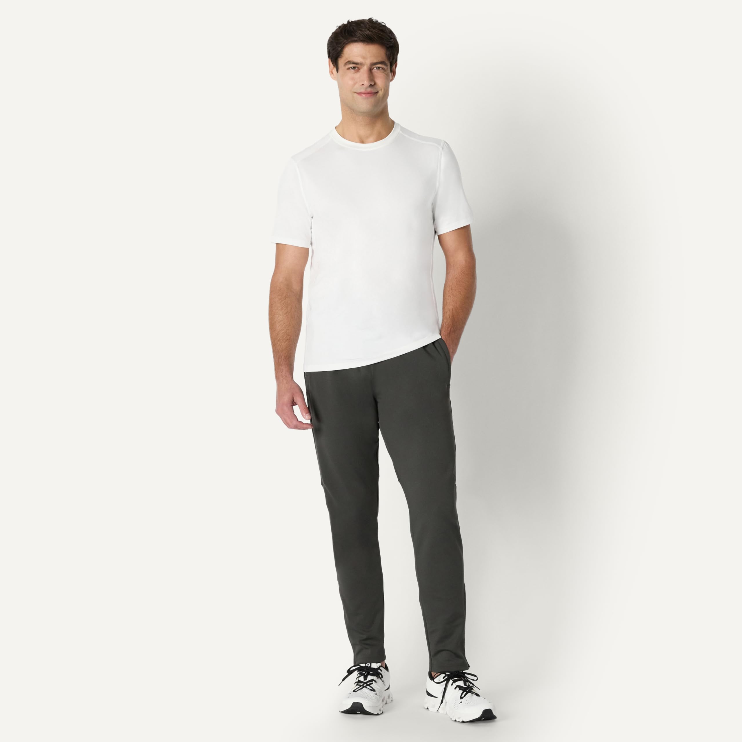 Amazon Essentials Pantalon de Jogging Extensible et Performant Homme