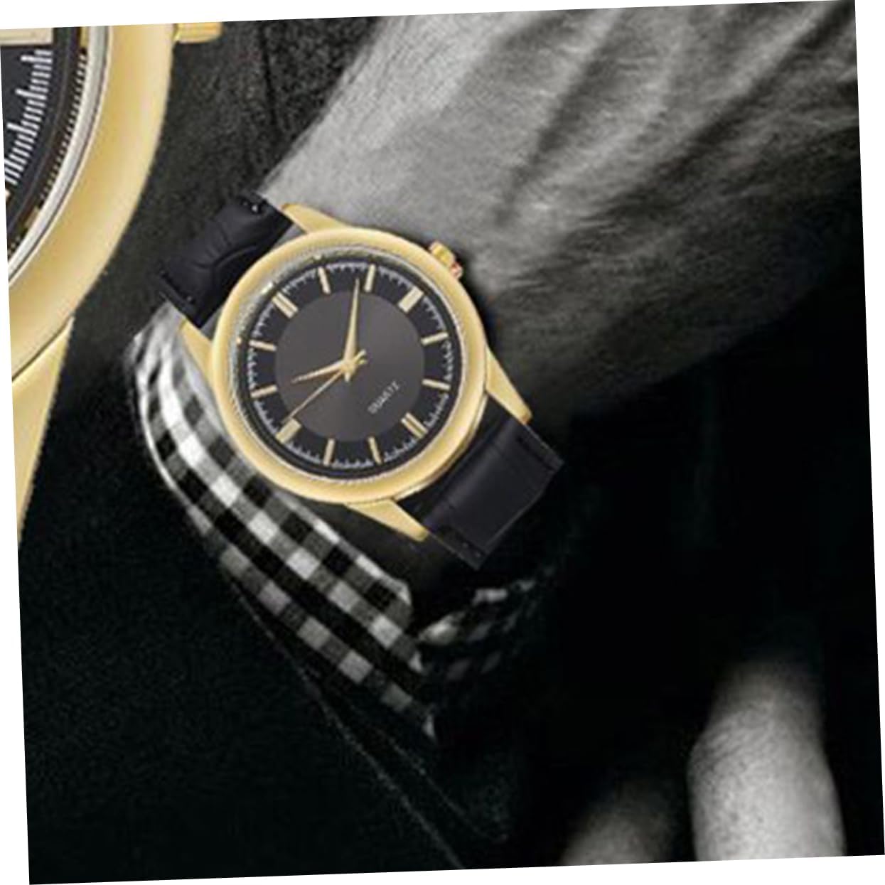Hemobllo Men Watch Casual Leather Strap Wristwatch Lightweight Quartz Timepiece for Everyday Use Business and Sport Gift for Husband