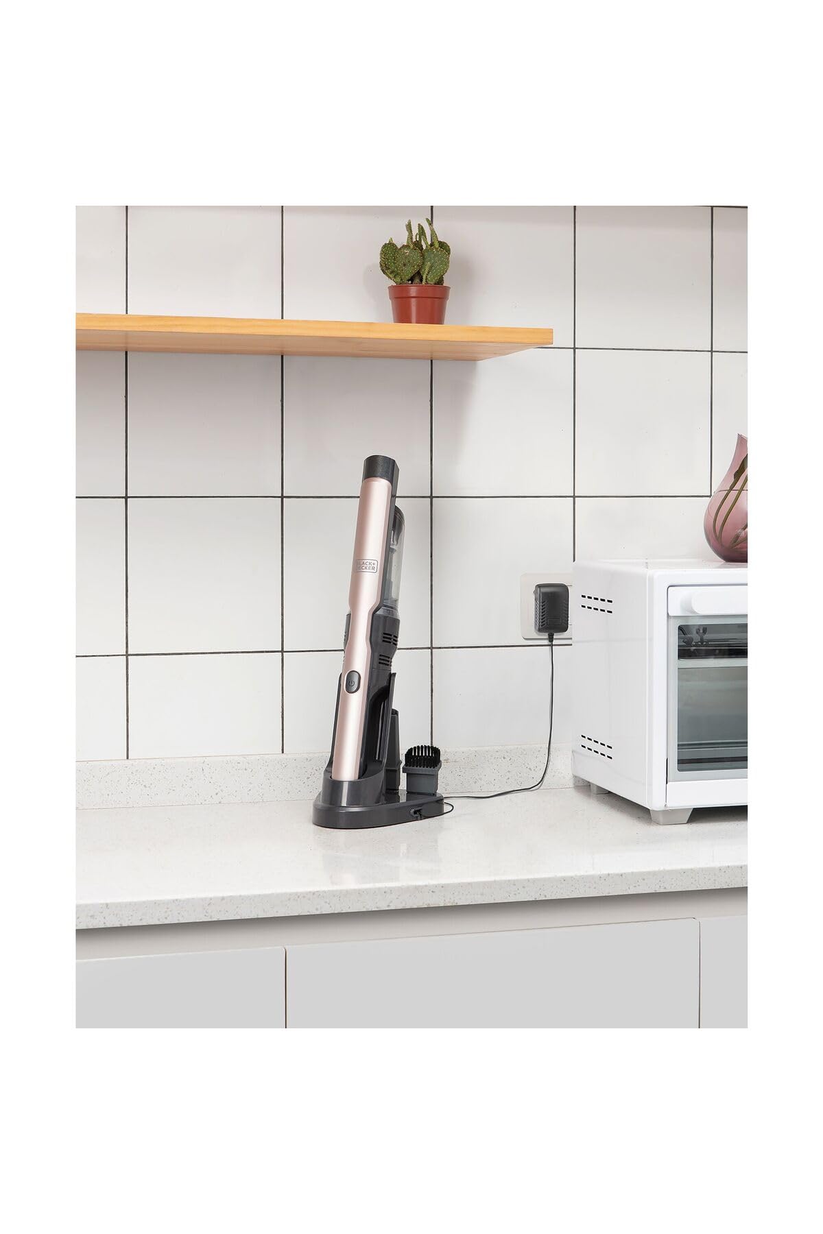 BLACK+DECKER, Aspirabriciole senza Fili Portatile con Motore Digitale Super compatto e leggero,Capacità 120 ml, Bocchetta a lancia e spazzolina,Batteria rimovibile, rose gold,12 V, 24Wh. DVC320BRG-QW