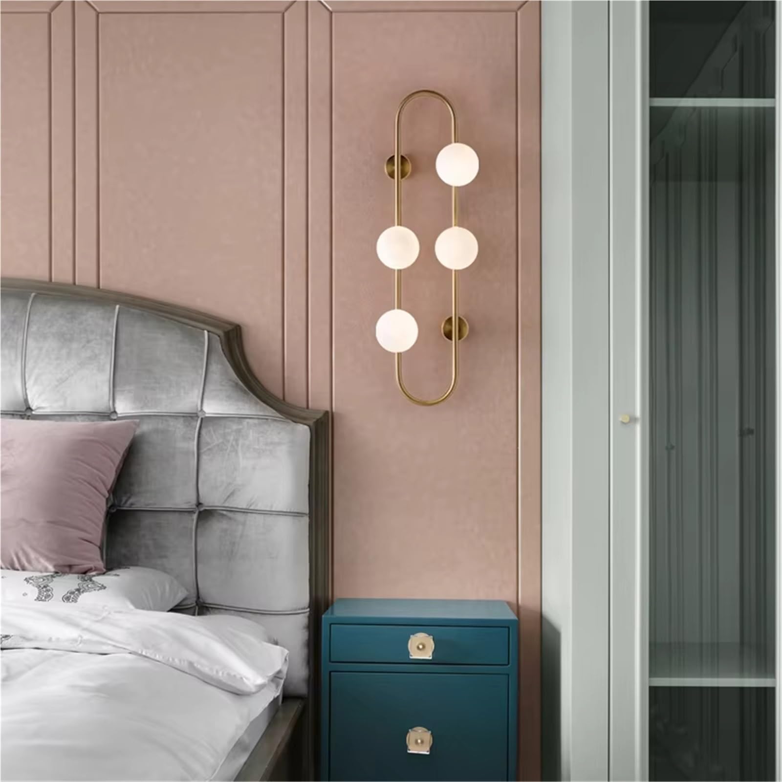 Nowoczesna lampa ścienna LED do sypialni, dekoracja szklana, korytarz, hotel, lampka nocna, stół oświetleniowy do wnętrz (naturalny biały mosiądz, 4 kulki)