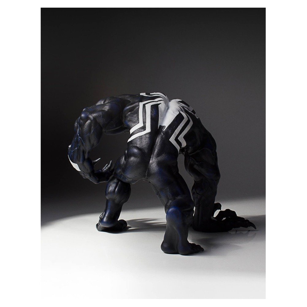 Amazon.com: MARVEL Spider-Man Venom Collector's Gallery Statue
