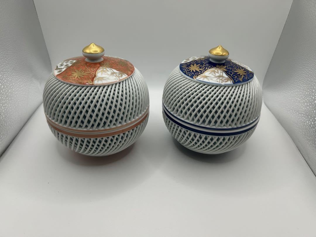 Amazon.co.jp: 有田焼 西浦琴峰作 白磁網目焼 蓋物揃 : おもちゃ