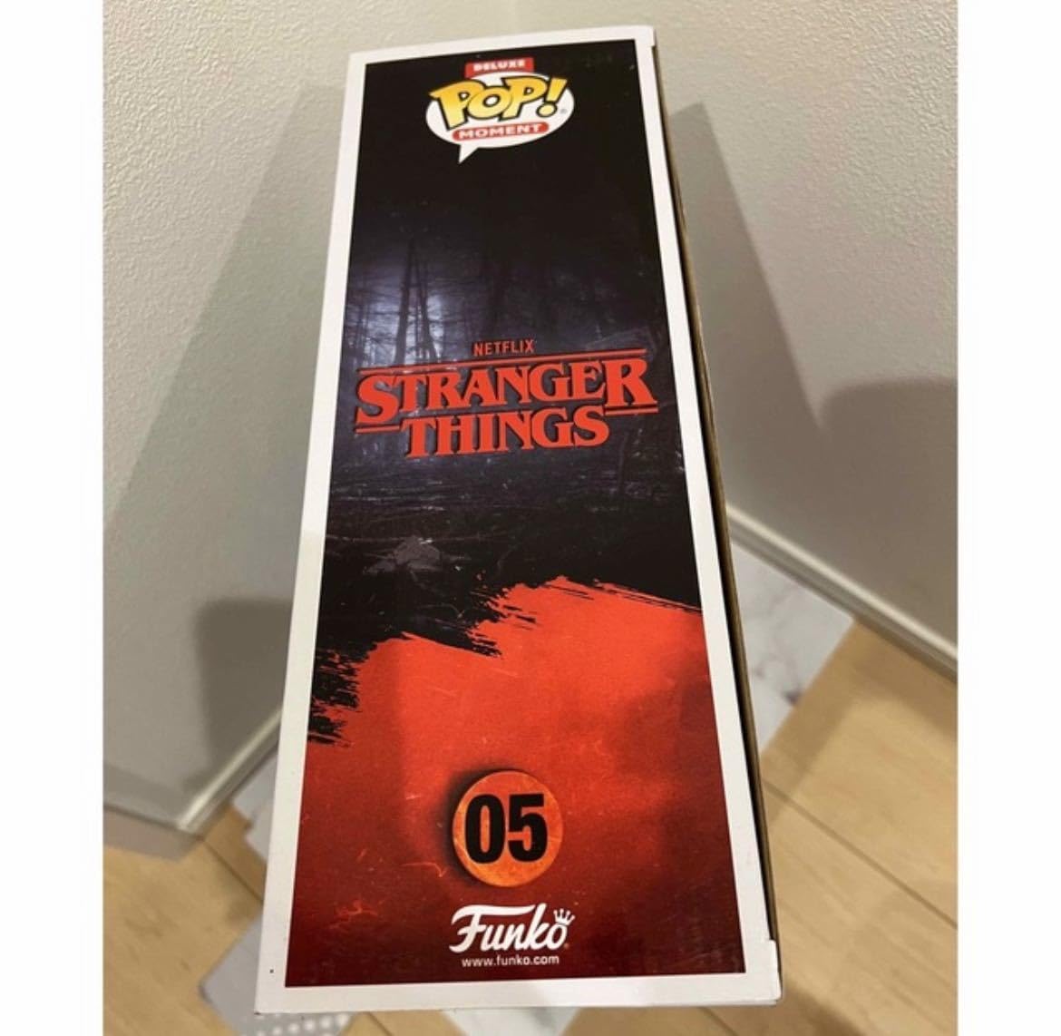 特大FUNKO POP! ストシン　エディ&ダスティン vs デモバット　限定版 Amazon.co.jp: 特大FUNKOPOP!ストシンエディ&ダスティンvs