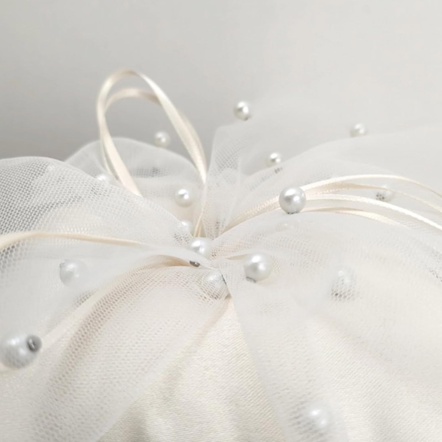 Pearls Cushion White Rings Bearer Pillow for Flower Girls Wedding Commitment Prom Party Decorations Elegant Wedding Accessory