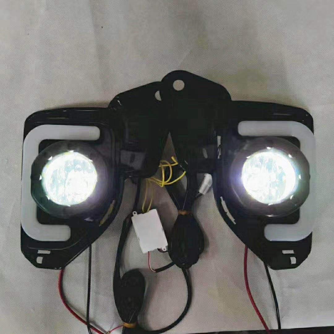 Malloy 2 Pezzi LED 12V ABS Fendinebbia DRL Luce di Marcia Diurna per 2014 2015 2016 2017 2018 con Indicatore di Direzione