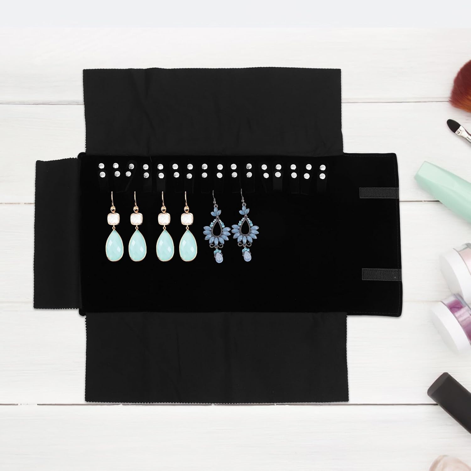 Mobestech Travel Jewelry Organizer Roll Bag for Necklaces Earrings Rings Portable Jewelry Storage Pouch with Thickened Wear-resistant Material Easy Open Close Design for Business Trips