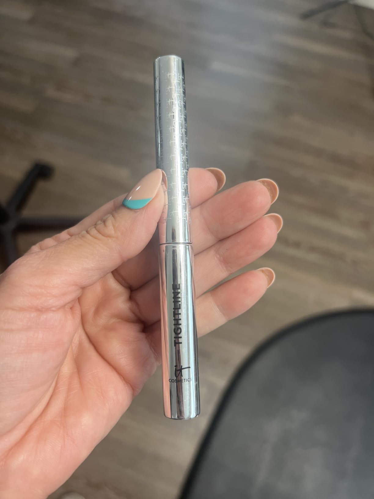 IT Cosmetics Tightline 3-In-1 Lash Primer, Eyeliner & Black Mascara - Lengthens & Conditions Lashes - Ultra-Skinny Wand - Infused With Collagen, Biotin, Peptides & Antioxidants - 0.12 fl oz