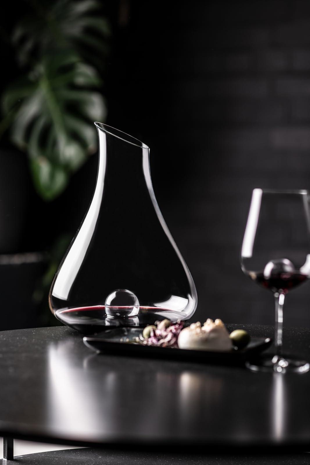 Amazon｜ツヴィーゼル グラス（ZWIESEL GLAS） デカンタ エア センス 