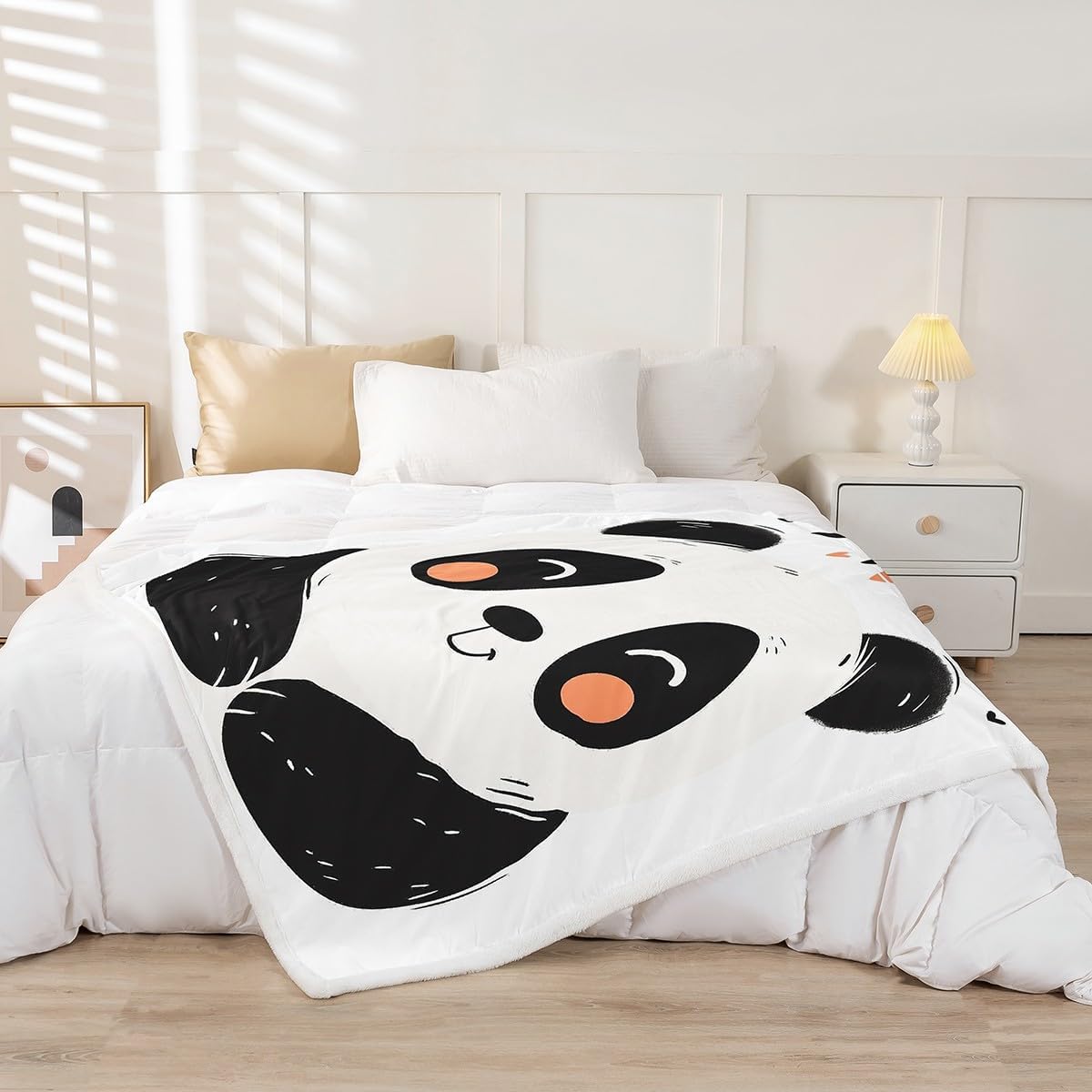 Cartoon Panda Flannel Blanket,Cute Wild Animal Lovely Print Fuzzy Blanket for Children Present,Kawaii Heart Shaped Black White Polyester Throw Blanket for Couch, Twin Size (60 x 80 Inch)