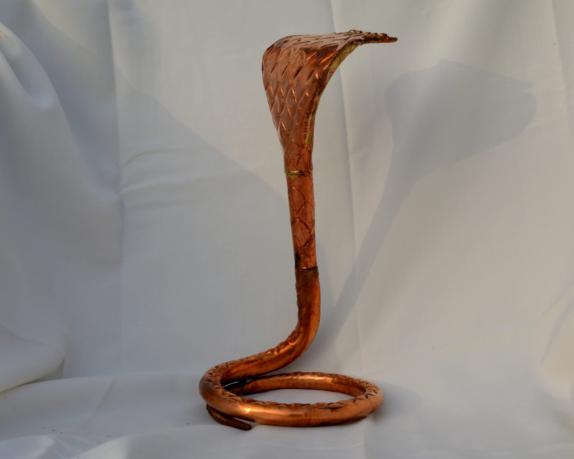 Naagin Serpent en cuivre Shiva Puja de 30cm pour raviver la foi sacrée