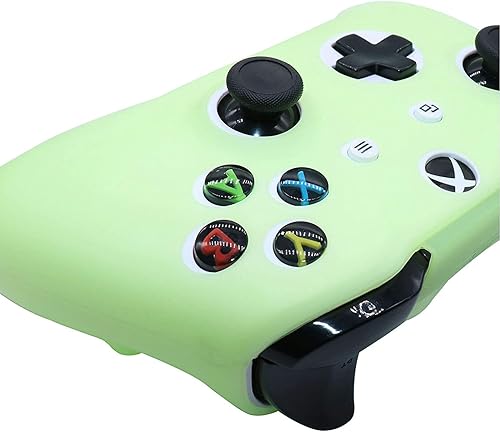 Miniatura 3 de Controller Skins - Funda protectora de silicona que brilla en la oscuridad para mando Xbox One + 6 Grips Accesorios que brillan en la oscuridad.