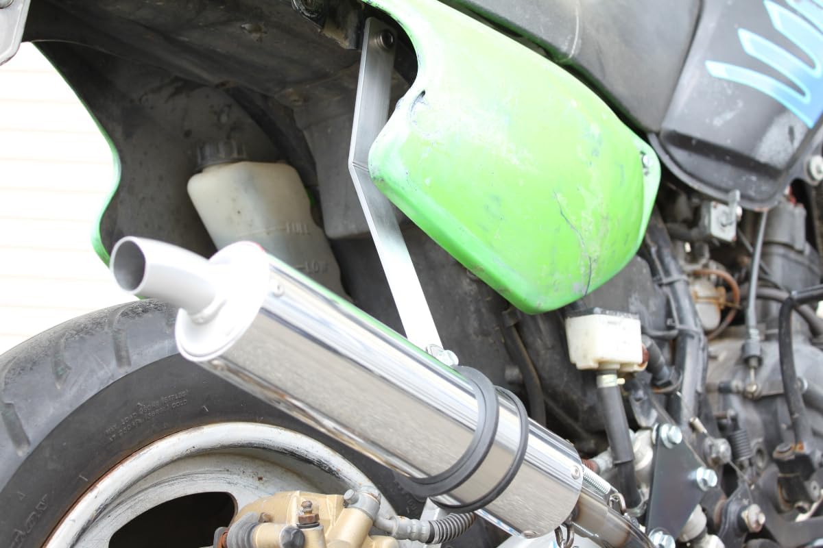 rb-wks製KSR50 80 サイレンサーバンドステーセット（マフラー チャンバー）