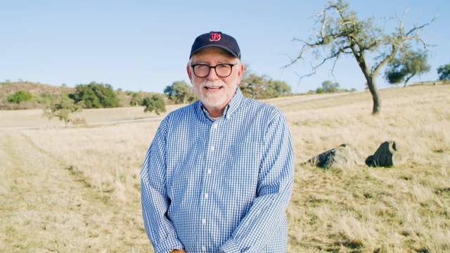 Undistracted: Capture Your Purpose. Rediscover Your Joy. Hardcover – March 1, 2022 - Image 4