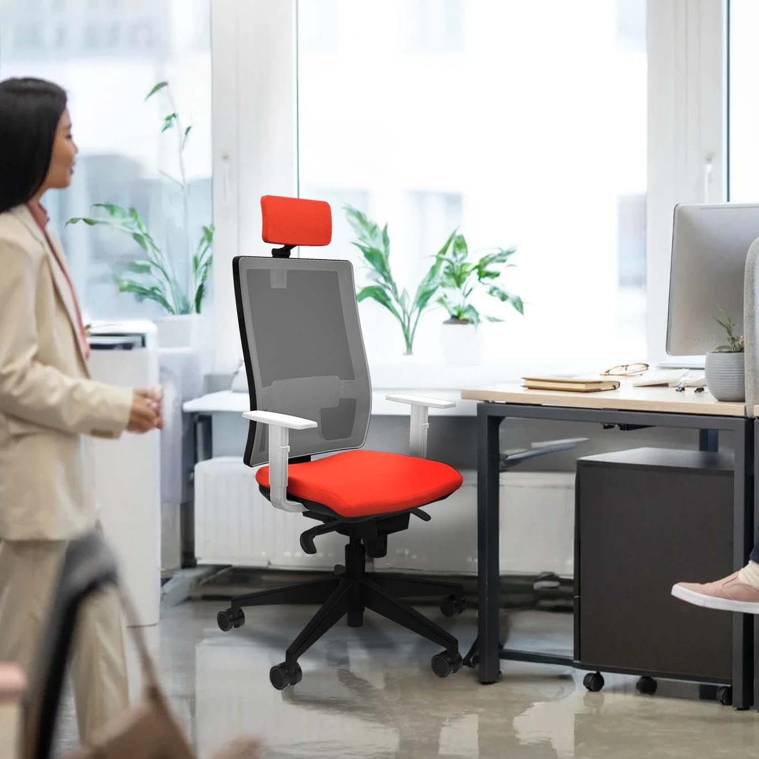 Piqueras y Crespo - Apoyo Lumbar para Silla Hornas con cabecero 2D, Brazos Blancos y Mecanismo sincro de 5 Posiciones, Ideal para teletrabajar y estudiar.