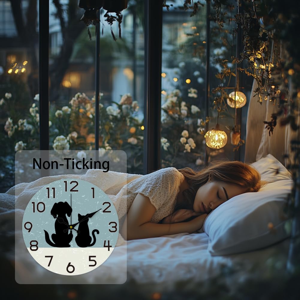 CHGCRAFT Reloj de pared de 12 pulgadas con gatos y perros sin tictac