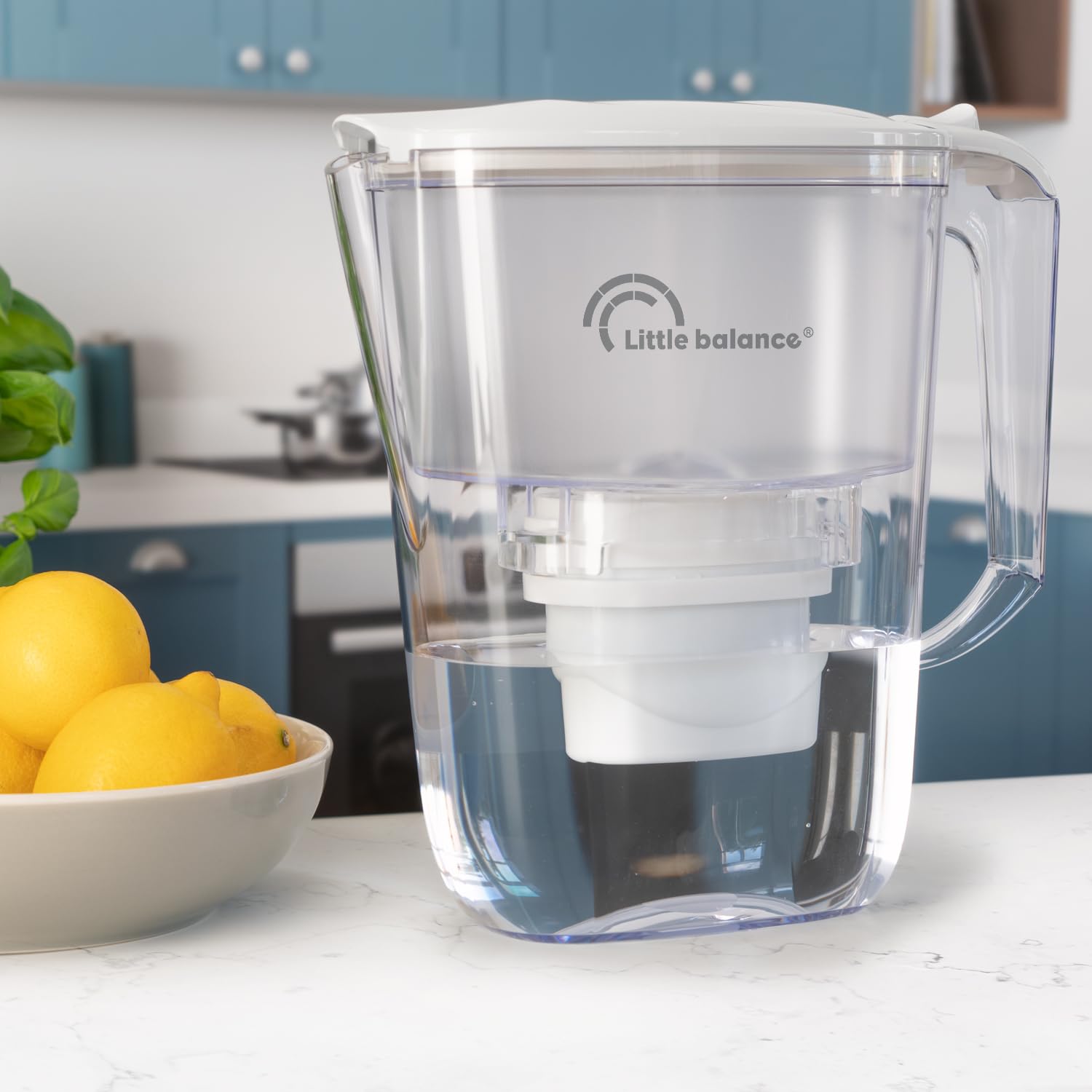 LITTLE BALANCE 8639 oceaanfilterkaraf 6 filterpatronen, vermindert microplastic, chloor, kalk en andere verontreinigingen, 2,8 l, ultrasnelle doorstroming, BPA-vrije kunststof, blauw