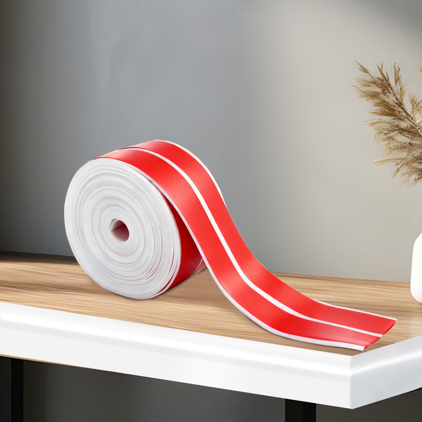 TUAKIMCE 6m Flexible Skirting Board Roll (30mm x 30mm), Self Adhesive PVC Baseboard Wall Moulding Trim, No Glue Needed Wall Corner Protection, Gap Cover for Home Renovation & Decoration