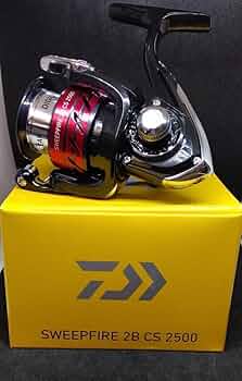 Daiwa 2500 スピニングリール グレー/イエロー Daiwa 2500 スピニングリール グレー/イエロー スピニングリール