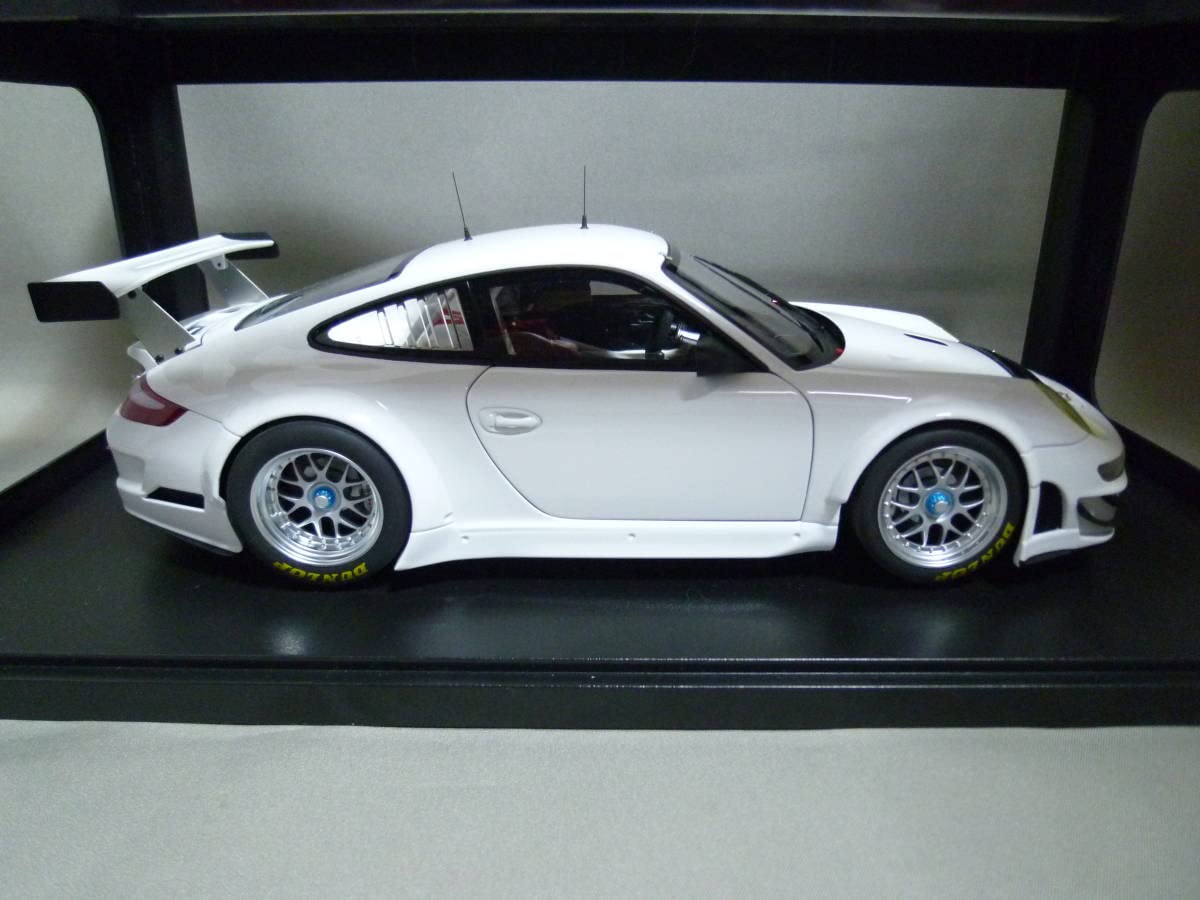 オートアート1/18 ポルシェ911(997) GT3RSR 2009 AUTOart 1/18 Porsche 911(997)GT3 RSR '09 Plain Body (White