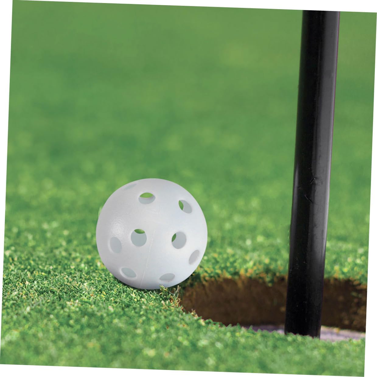 Toyvian 100pcs Plastic Practice Golf Balls for 26-Hole Indoor Outdoor Training Set Lightweight Hollow Playground Golf Equipment