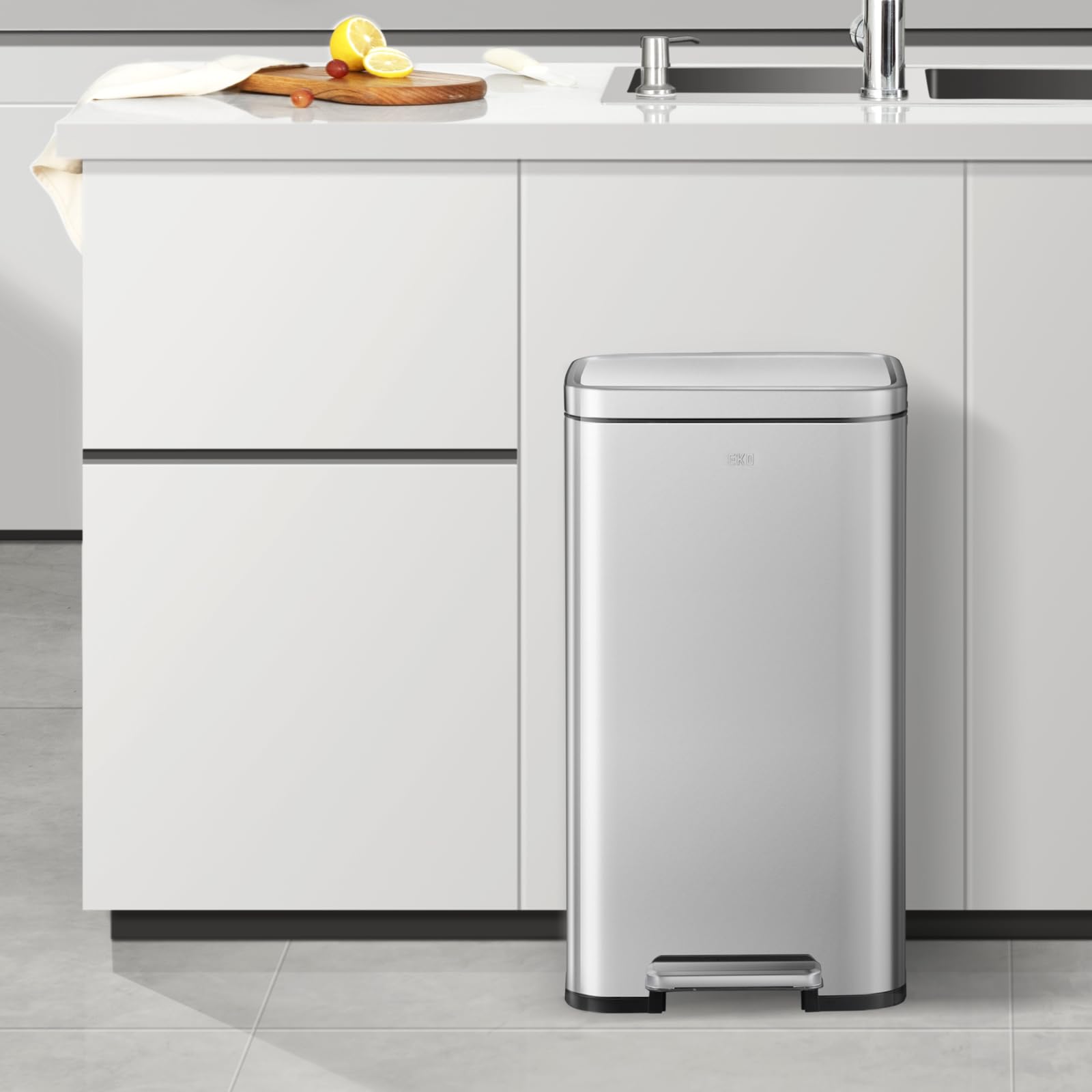 EKO Poubelle Cuisine Madison 30L avec Pédale | Acier INOX Anti-Traces | Fermeture Ralentie et Silencieuse | Compact Moderne Salle Bain