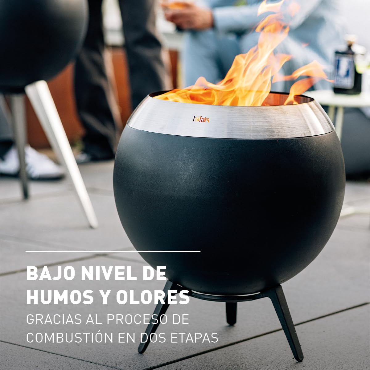 höfats - Brasero sin humo Moon 45 con base baja de acero inoxidable - Brasero esmaltado con tecnología de carburador de madera, proceso de combustión en dos etapas - Hoguera de 45 cm