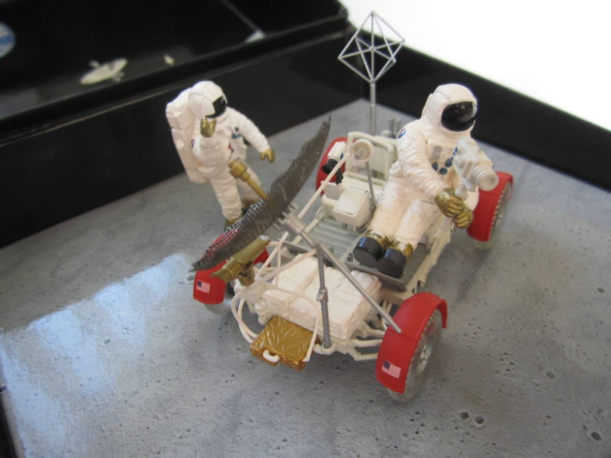 Amazon | PMA ミニチャンプス 1/43 LRV（Lunar Roving Vehicle