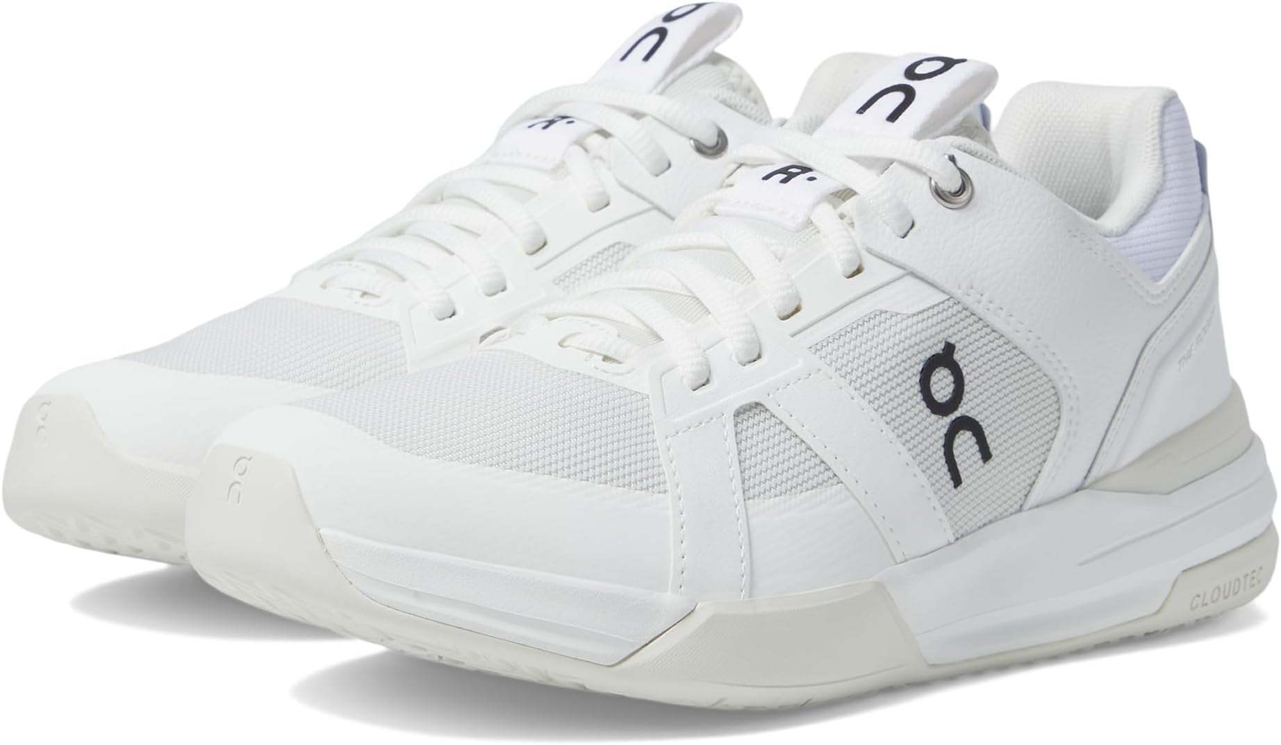 on the roger advantage tennis sneaker