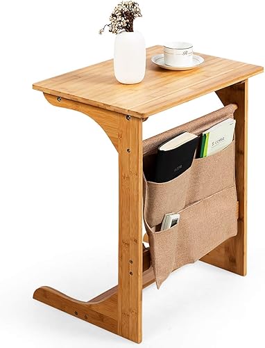 Tangkula Bandeja de TV de bambú para sala de estar, mesa auxiliar de sofá, mesa auxiliar de aperitivos con bolsa de almacenamiento, mesa auxiliar de