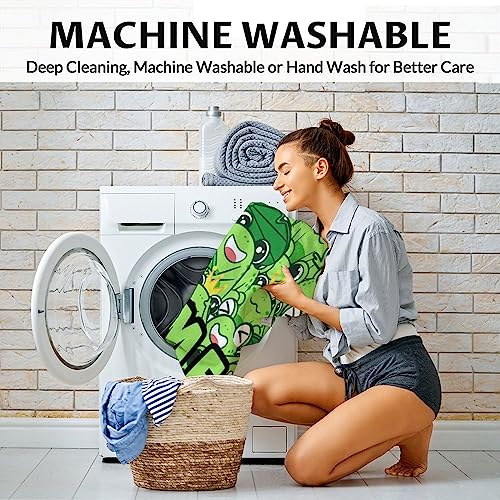 Mercuryelf Custom Frog Throw Blanket - Soft, Fuzzy & Warm - 50x60 Inches Flannel Blankets for Living Room, Sofa - Green Novelty Throws Gift for Teens